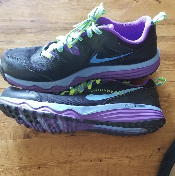 Nike Dual Fusion - Picture 2 of 4